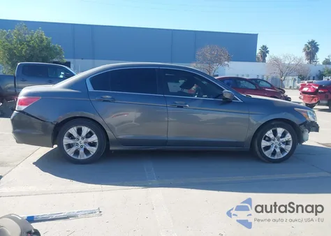 2010 Honda Accord 2.4 Ex-L z USA, uszkodzony, nr VIN 1HGCP2F80AA066353